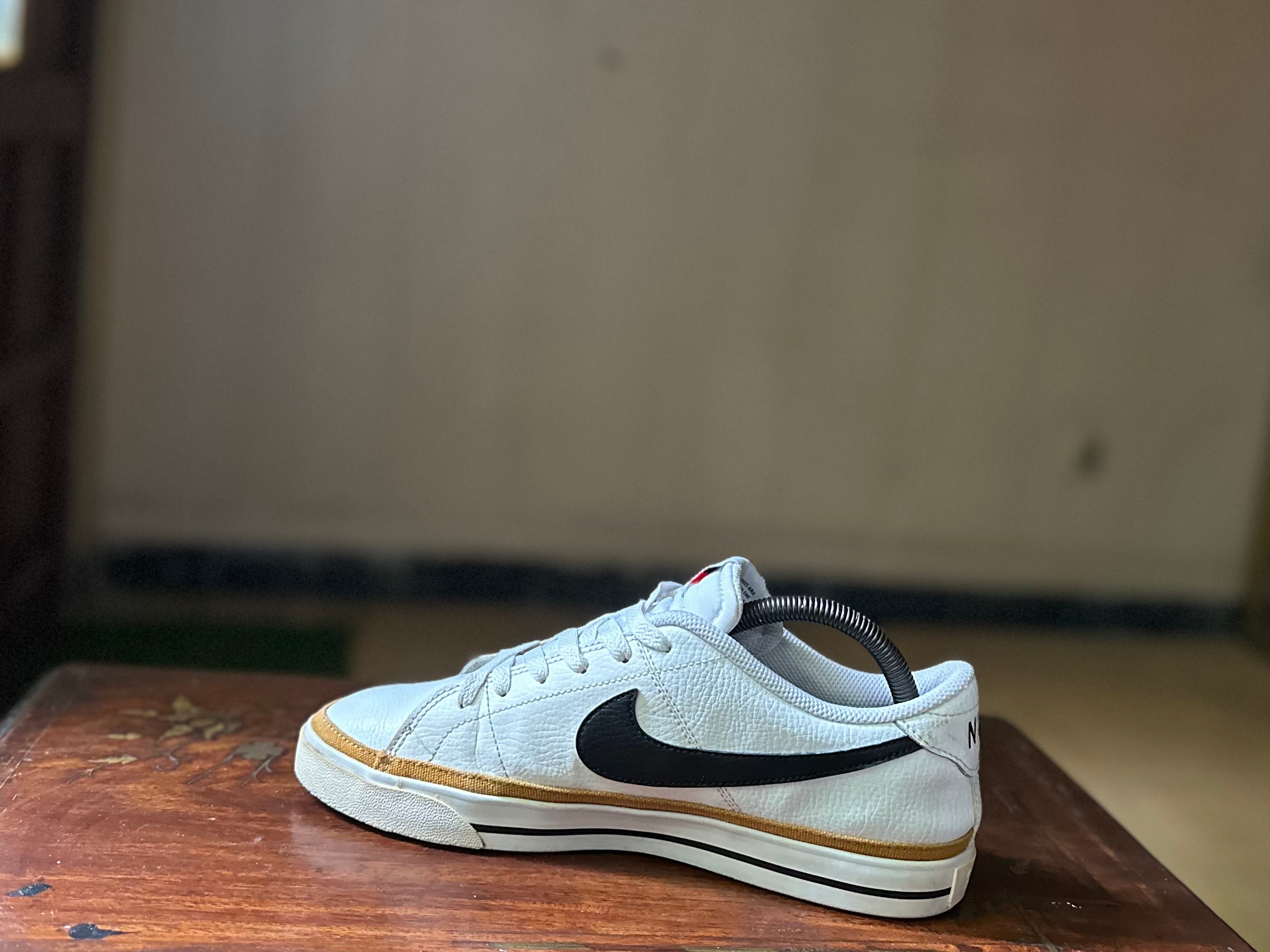 ORIGINAL Nike Court Legacy Ochre Uk size: 7.5 Eu: 42