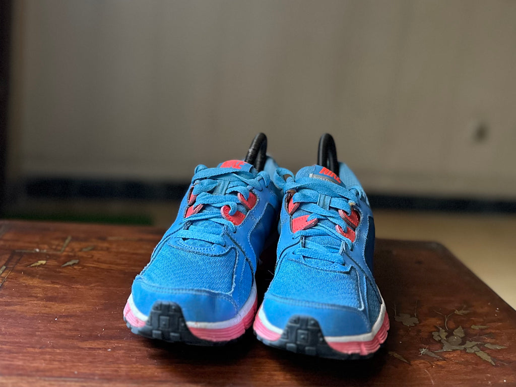 ORIGINAL Nike Dual Fusion ST 2 Pink/Blue Uk size: 5 Eu: 38.5