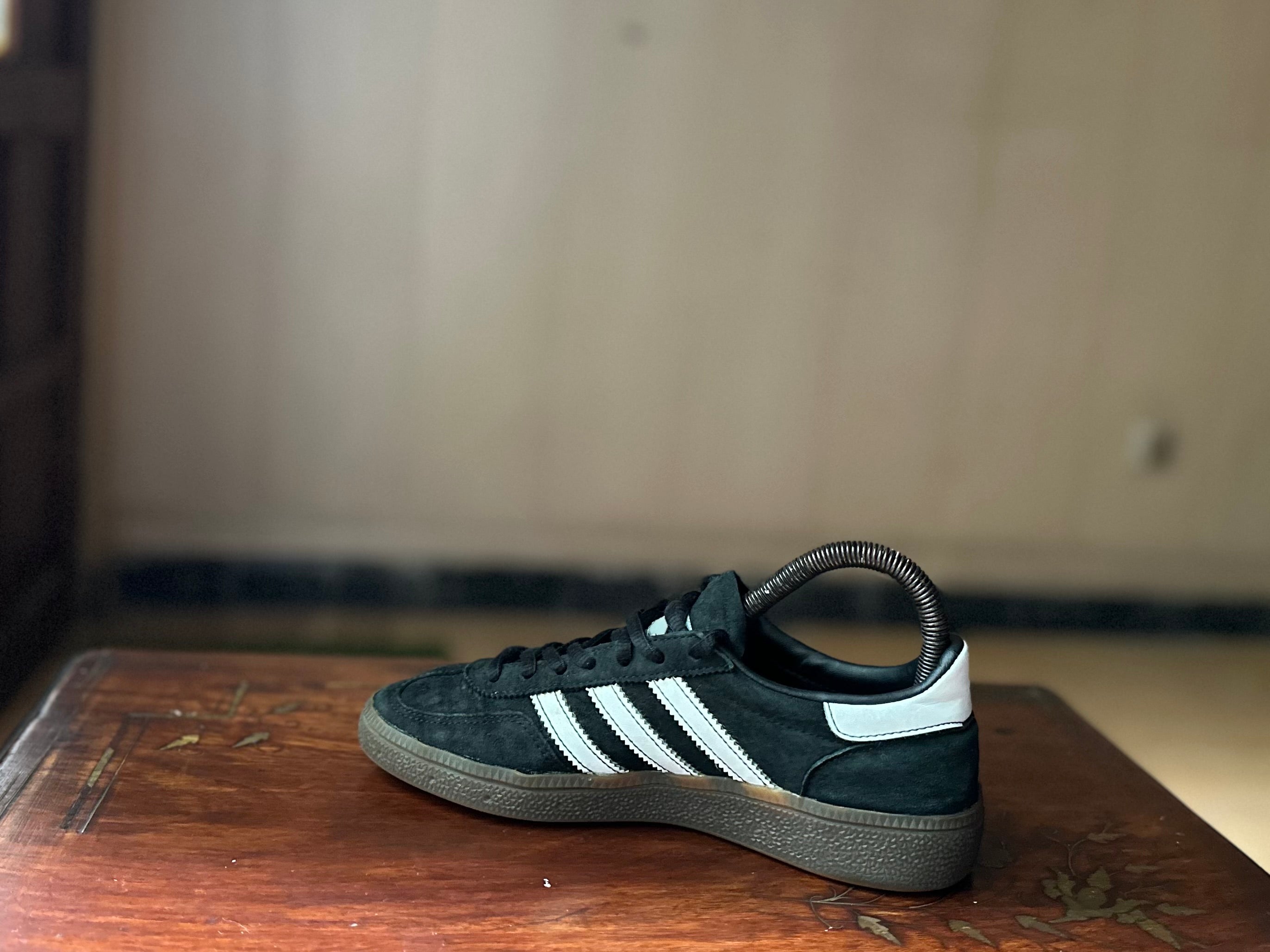 ORIGINAL Adidas Spezial Black/White Uk size: 4 Eu: 36.1/3