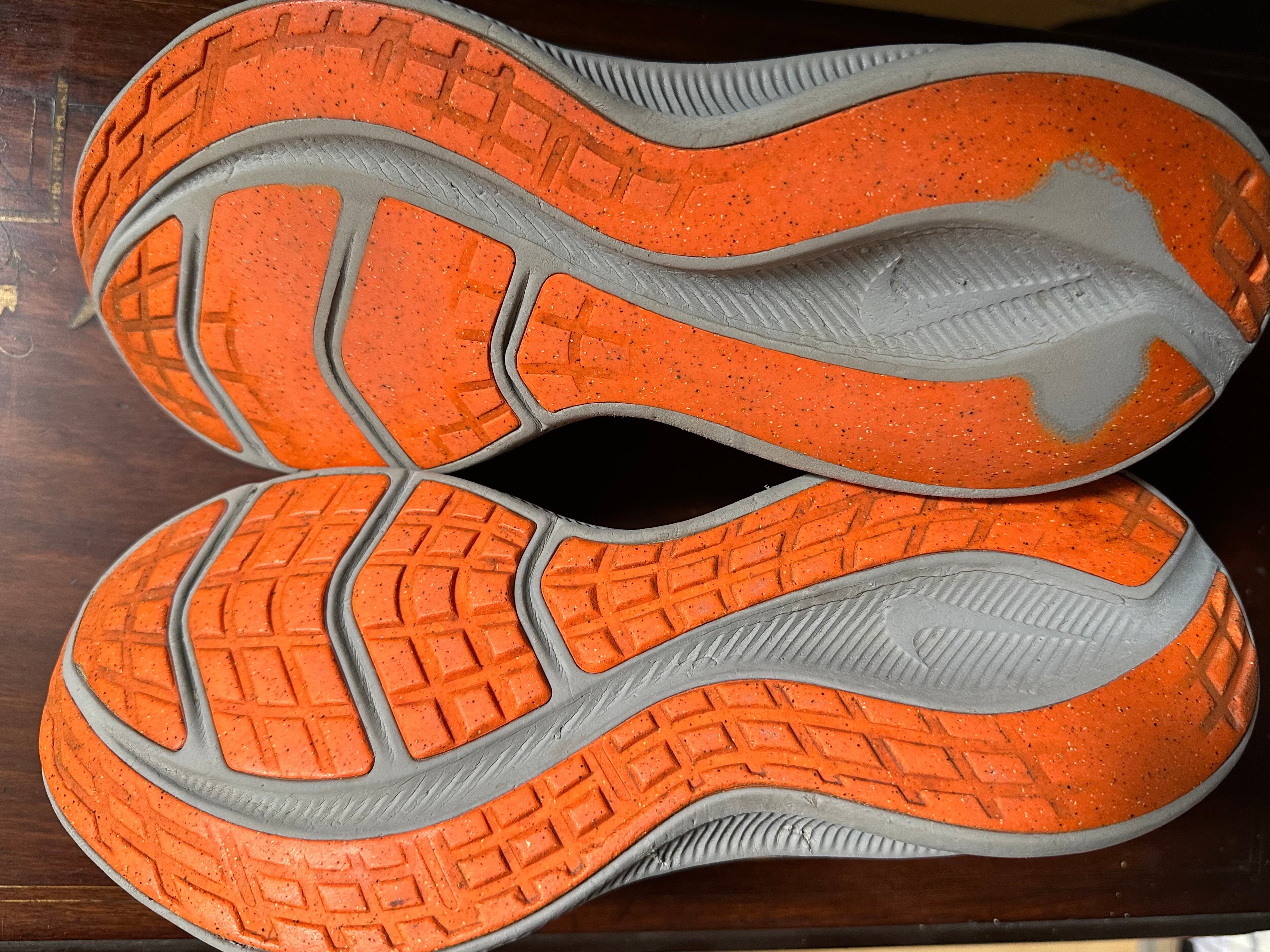ORIGINAL Nike DownShifter 10 GEO Marathon