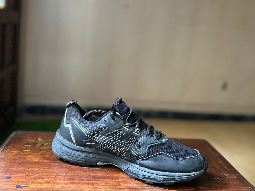 ORIGINAL Asics Gel-Venture 8 Triple Black