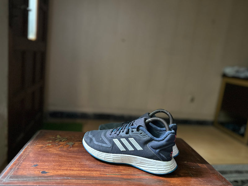 ORIGINAL Adidas Duramo 10 Uk size: 4 Eu: 37.5