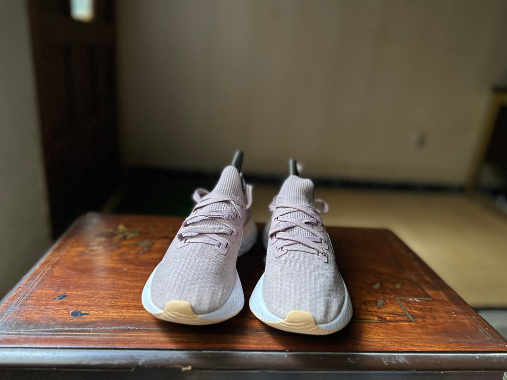 ORIGINAL Nike Infinity Run FlyKnit Plum Fog Uk size: 4.5 Eu: 37.5