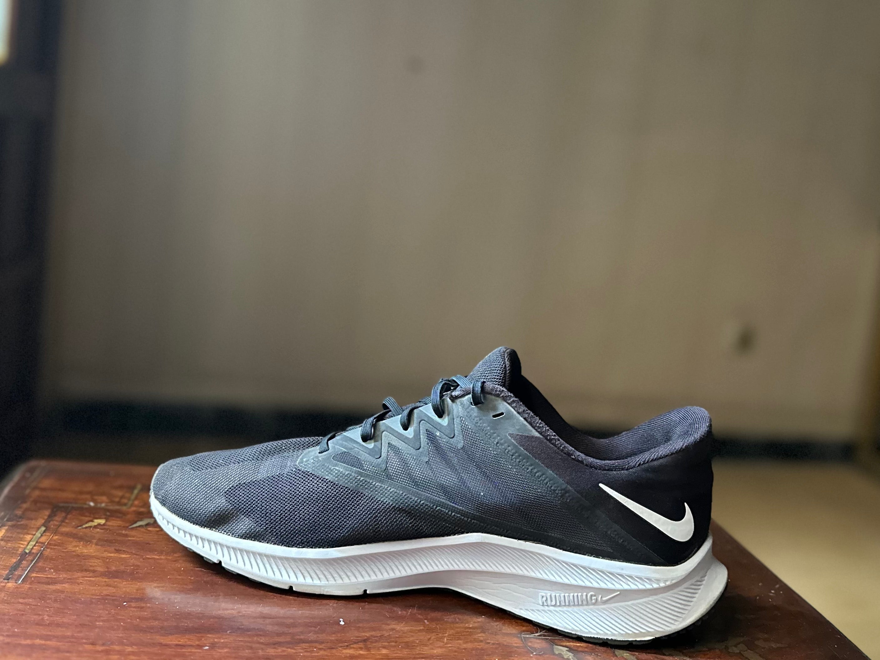 ORIGINAL Nike Zoom Quest 3 Black/White Uk size: 13
Eu: 48