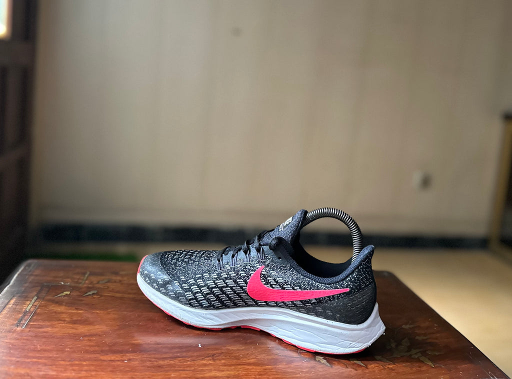 ORIGINAL Nike AirZoom Pegasus 35 Black Racer Pink Uk size: 5.5
Eu: 38.5