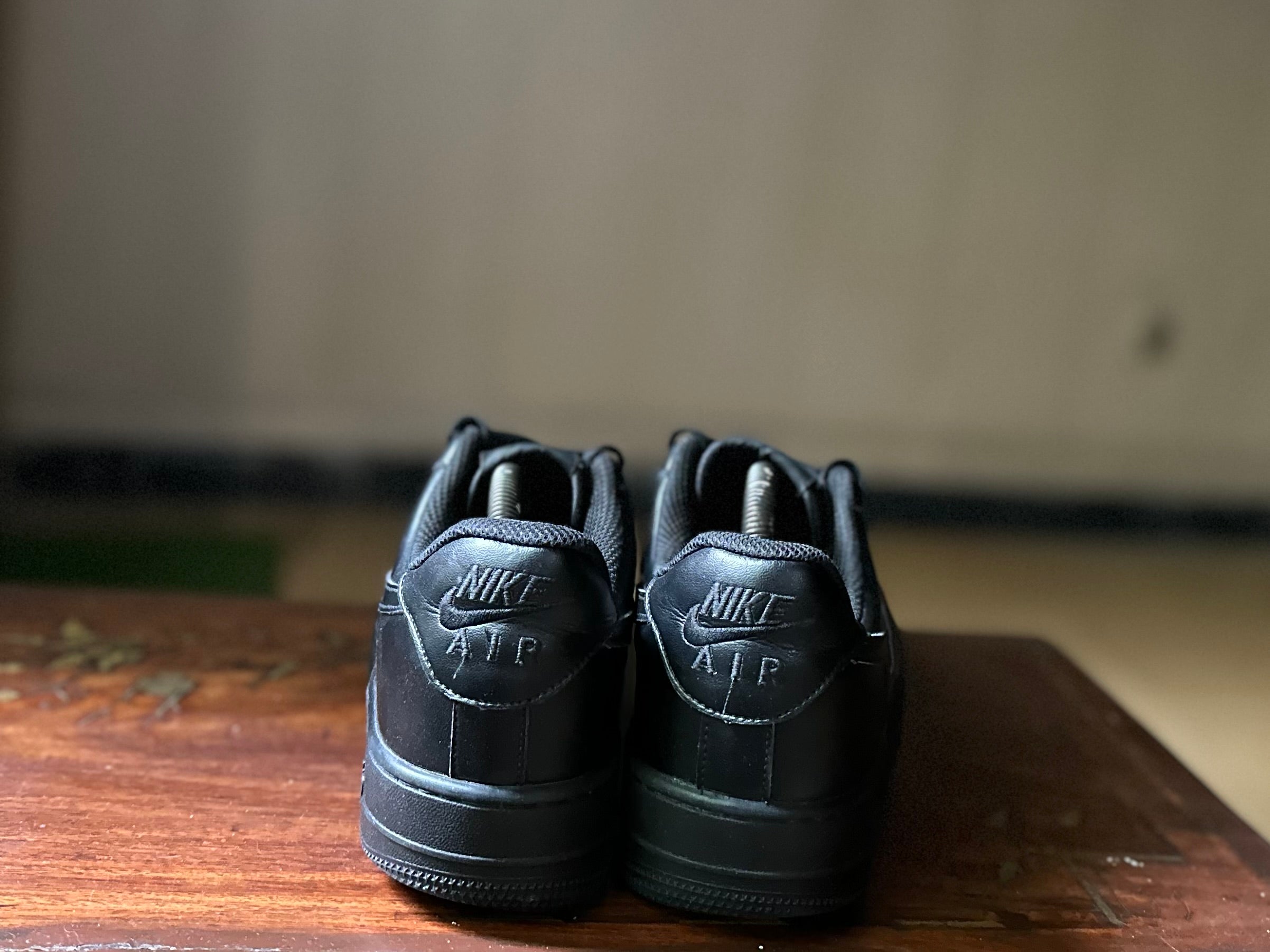 ORIGINAL Nike AirForce 1 Triple Black Uk size: 9 Eu: 44