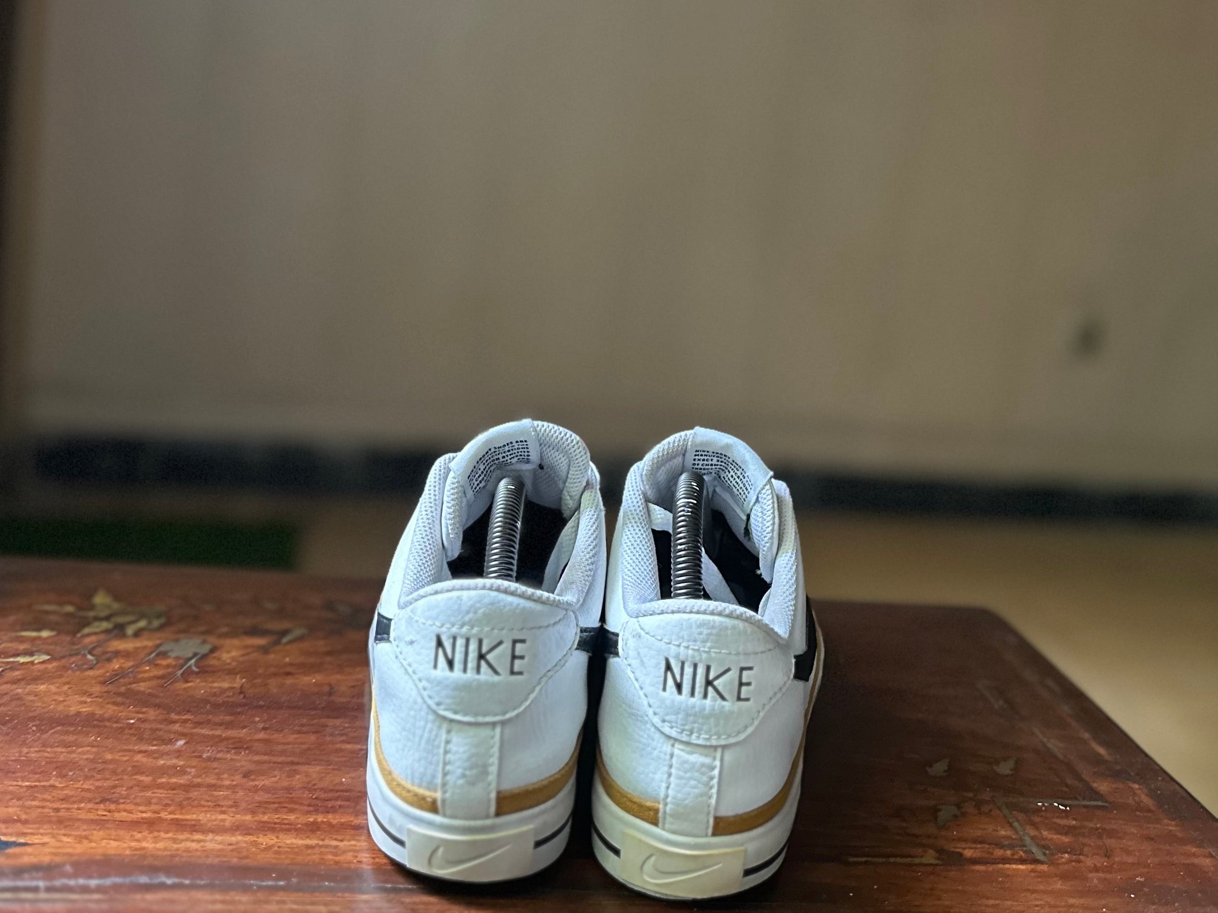 ORIGINAL Nike Court Legacy Ochre Uk size: 7.5 Eu: 42