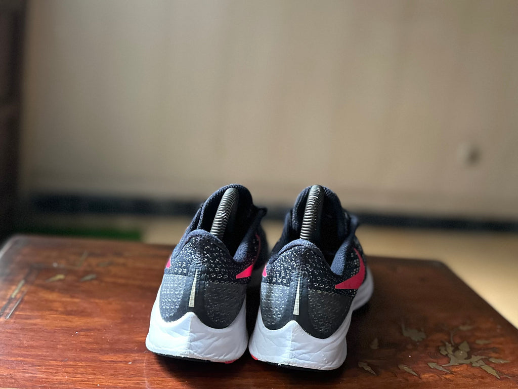 ORIGINAL Nike AirZoom Pegasus 35 Black Racer Pink Uk size: 5.5
Eu: 38.5