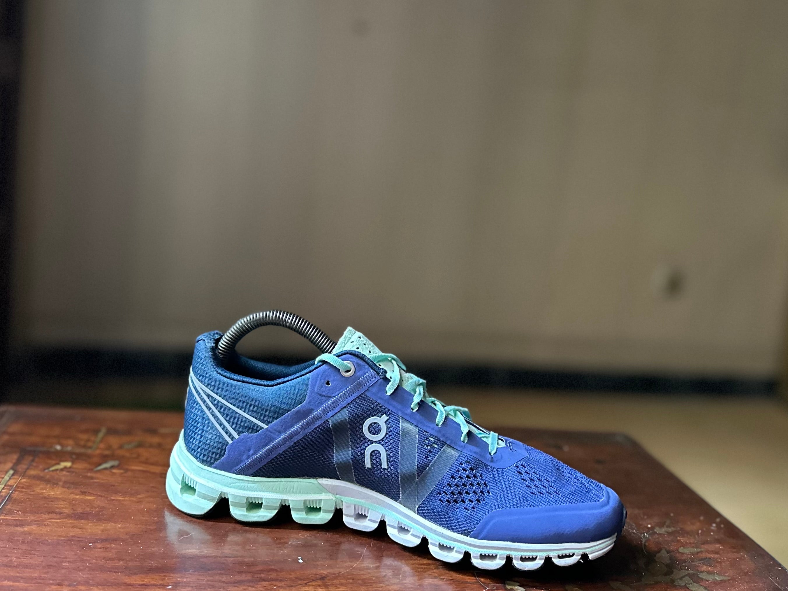 ORIGINAL On CloudFlow Blue/Green/White