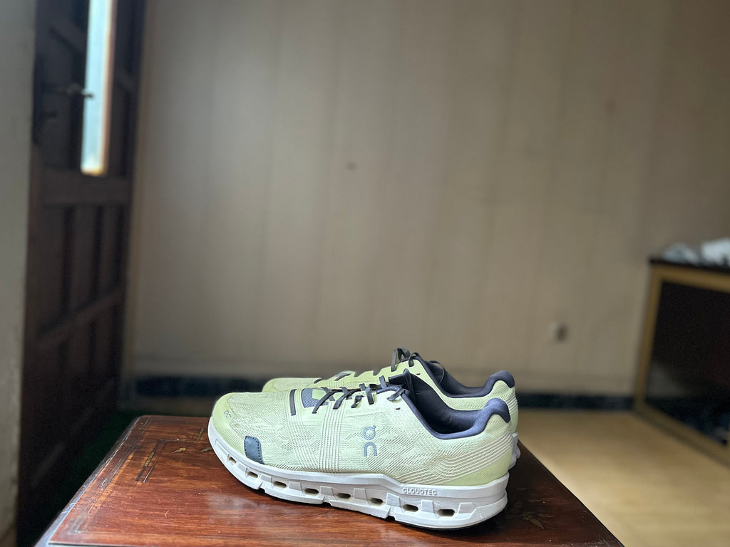ORIGINAL On CloudGo Textile Synthetic Uk size: 12 Eu: 48