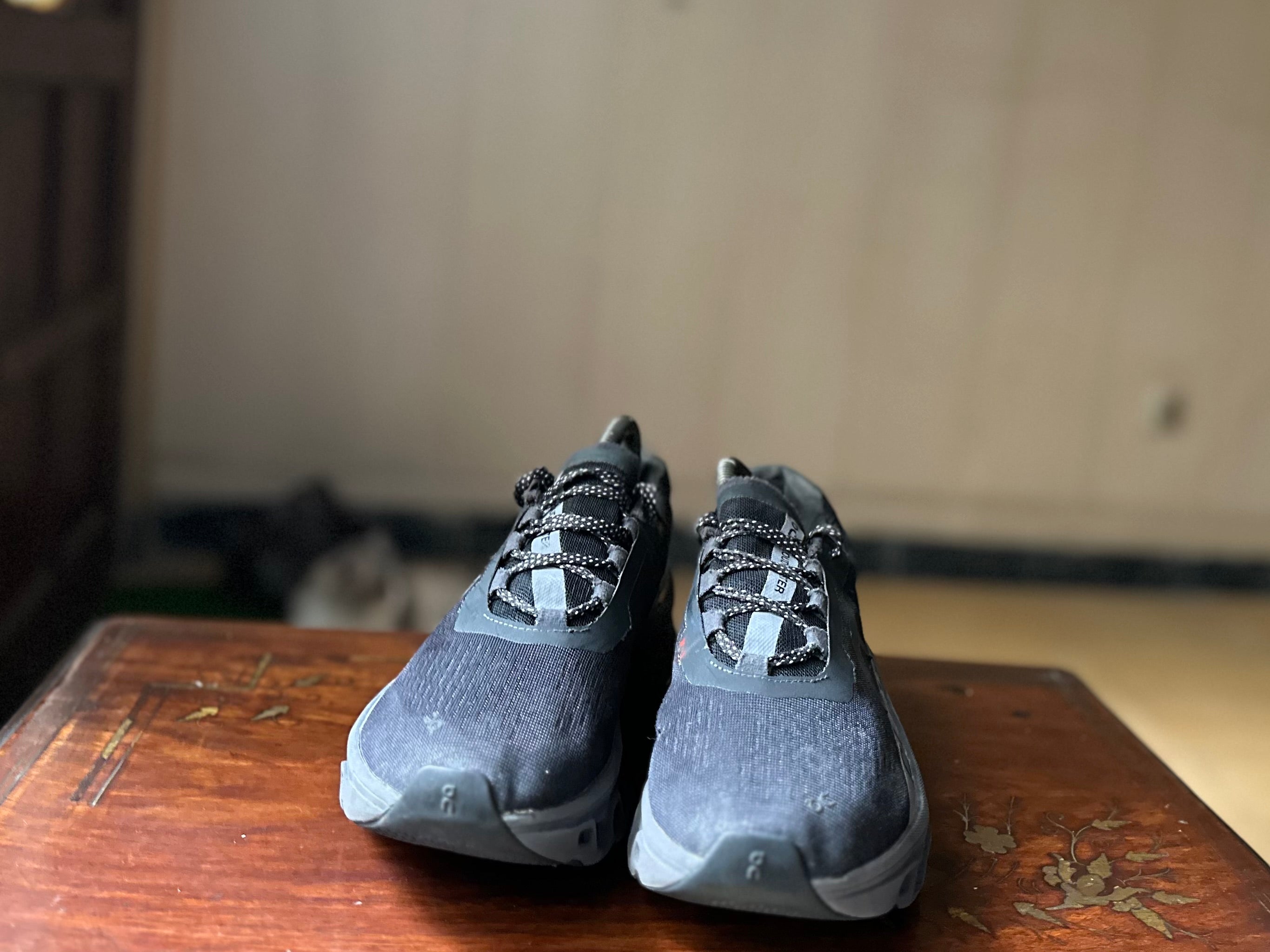 ORIGINAL On CloudMonster 2 Lumos Reflective Black Uk size: 7 Eu: 40.5