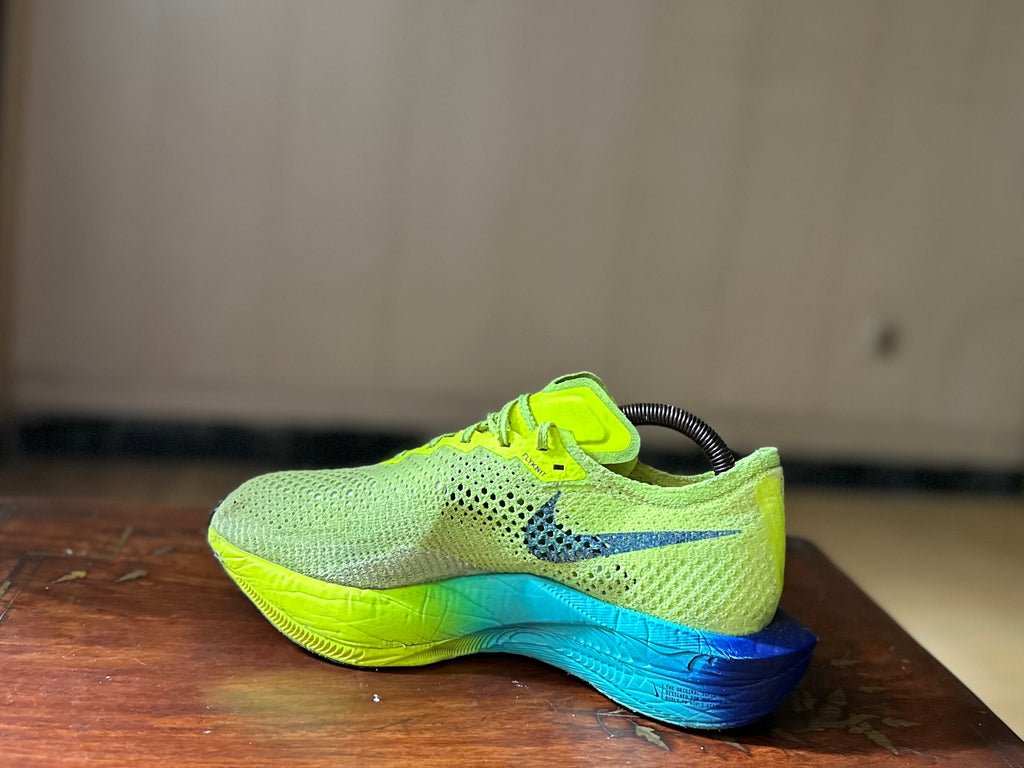ORIGINAL Nike ZoomX VaporFly Next% 3 Fast Track (Carbon Plated)