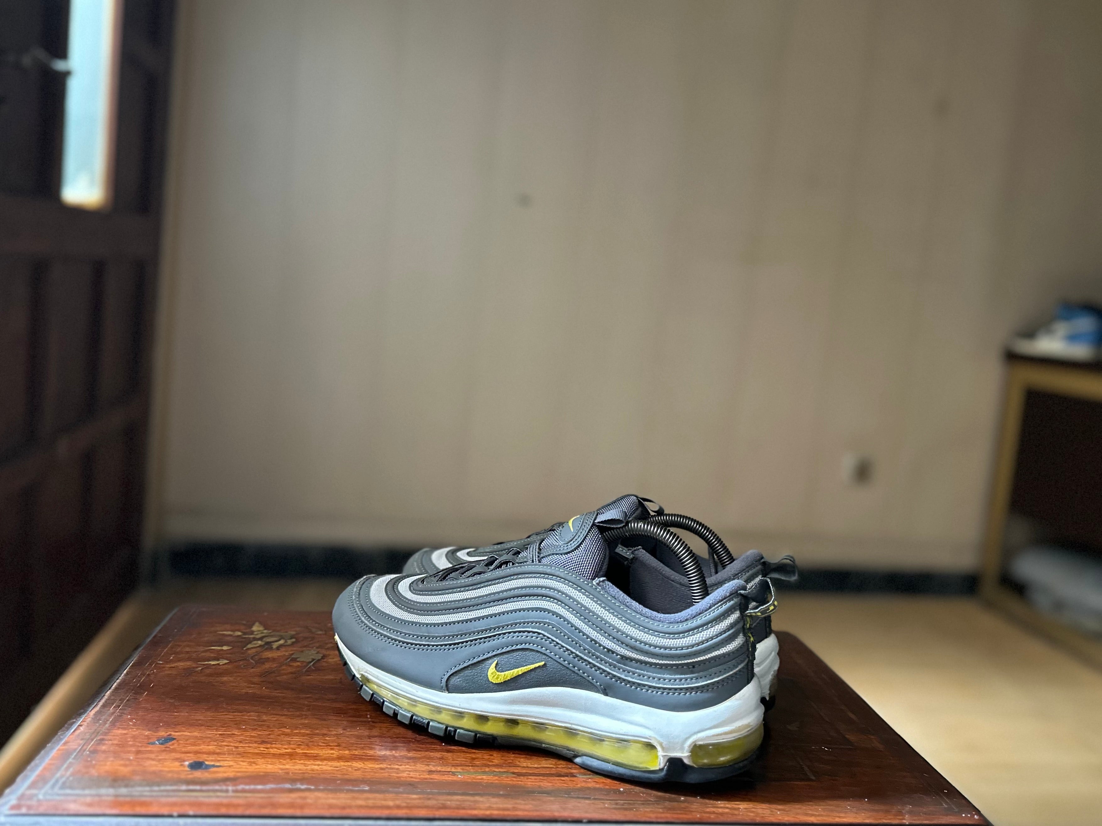 ORIGINAL Nike AirMax 97 Plus Iron Grey Strike