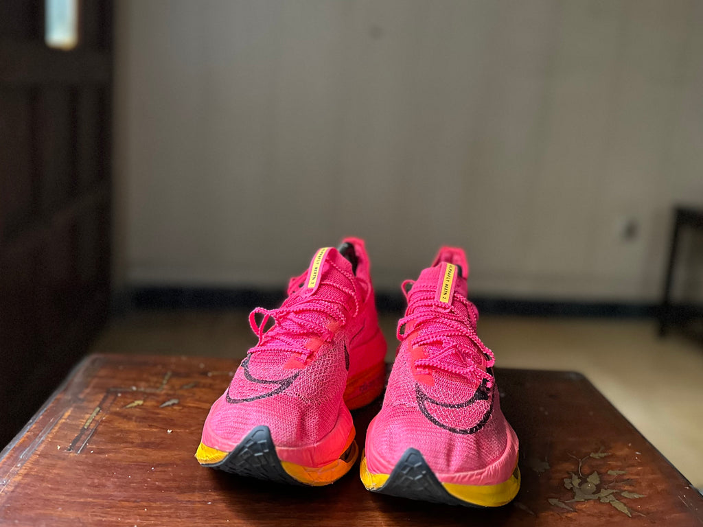 ORIGINAL Nike AirZoom AlphaFly Next% 2 Hyper Pink/Laser Orange (Carbon Plated) Uk size: 7.5
Eu: 42