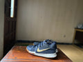 ORIGINAL Nike Kyrie 3 Obsidian Metallic Gold Uk size: 6 Eu: 40