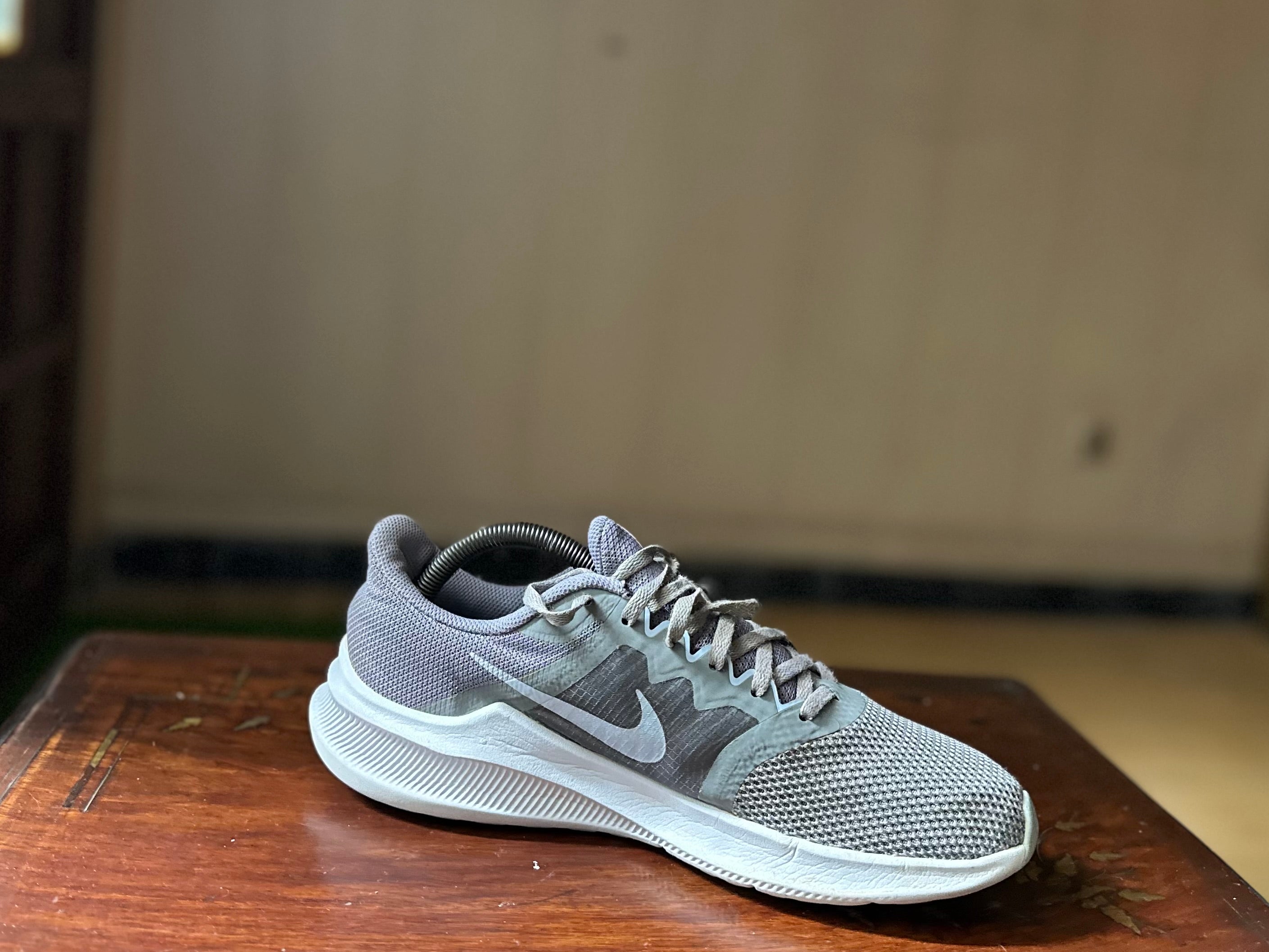 ORIGINAL Nike DownShifter 11 Smoke Grey Uk size: 7.5
Eu: 42